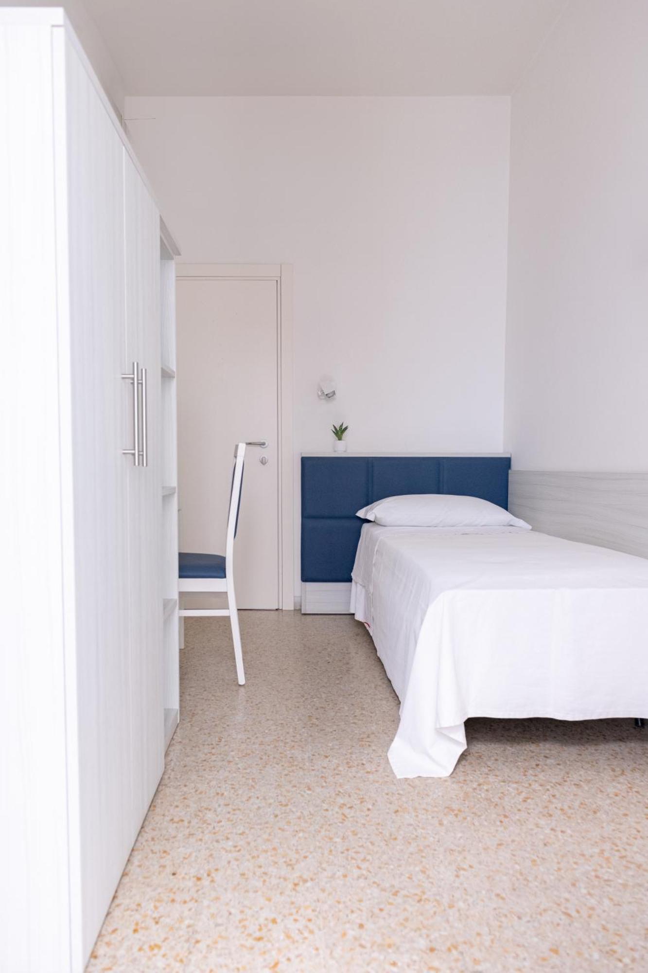 Hotel Silver リミニ エクステリア 写真